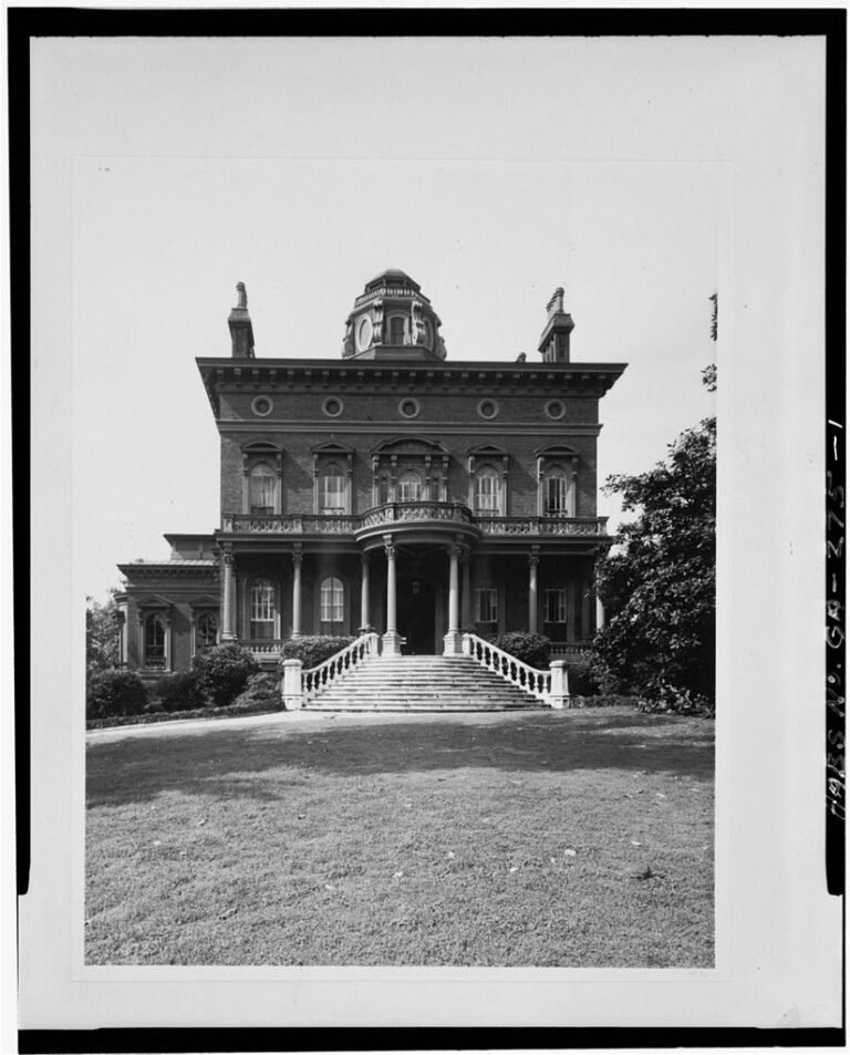 General view of the Johnston-Hay House, an Italianate mansion in Macon